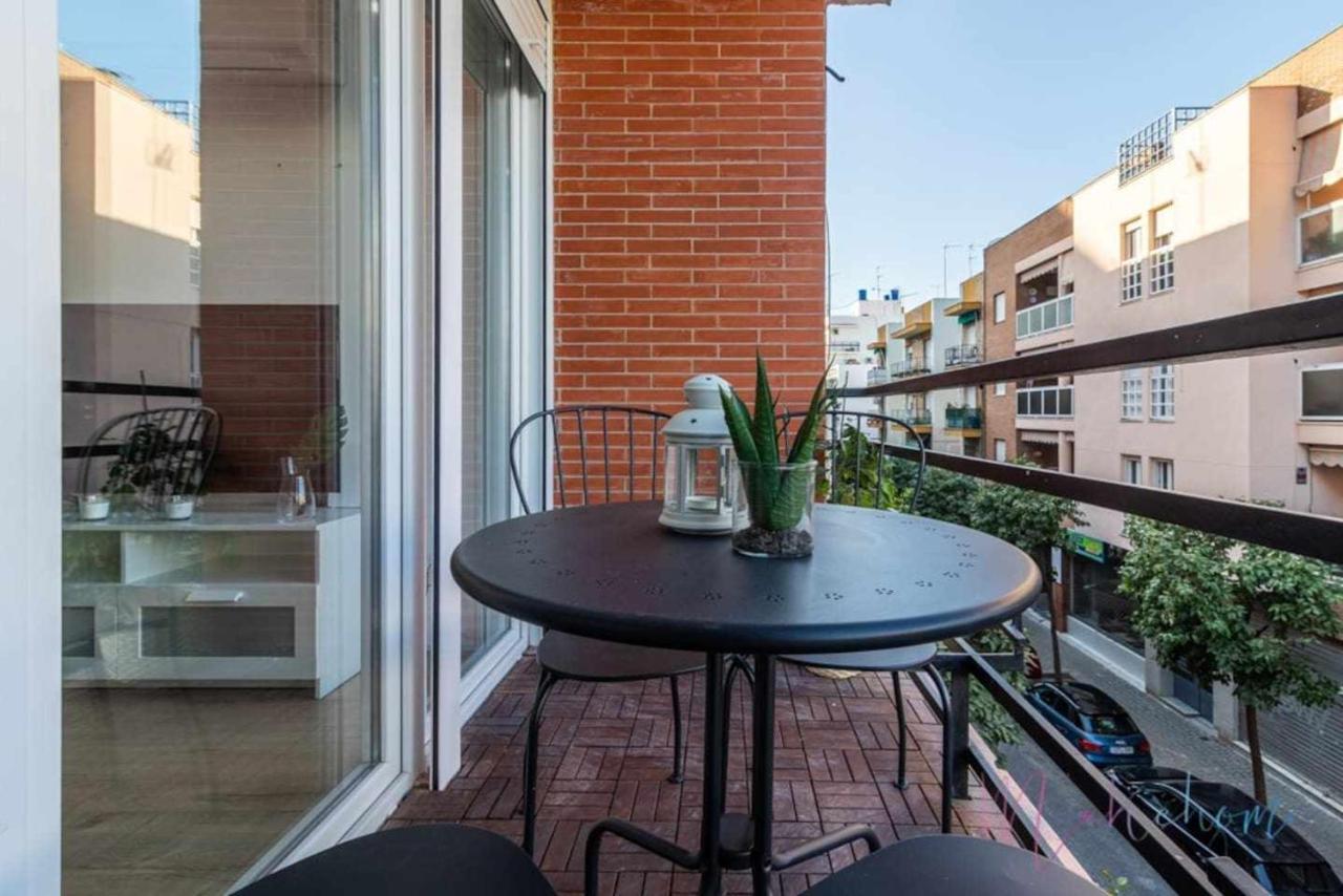 2 Apartamento En Estadio Sevilla 6 Plazas 3 Hab Y Metro Esterno foto